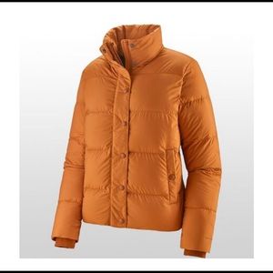 Women’s Patagonia Silent Jacket Orange Medium